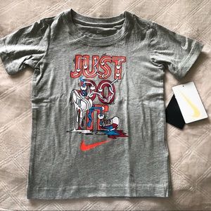 NWT Nike Boy’s Graphic T-Shirt Size 4T/XS